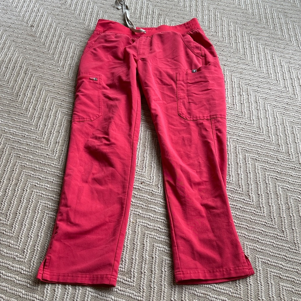 Figs limited edition neon red Yola yoga pants size S/P